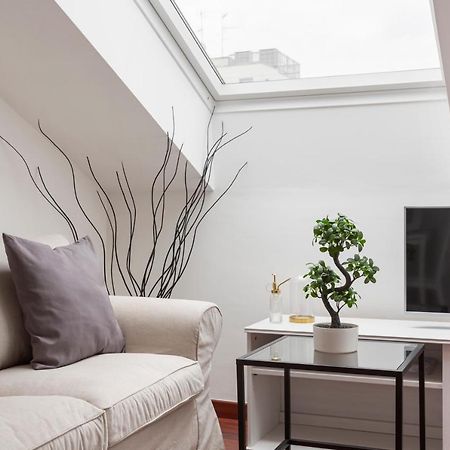 מילאנו 2 Bedroom 2 Bathroom Apt - Duomo 2 מראה חיצוני תמונה